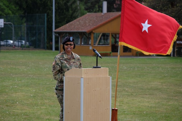 Army Reserve medical unit in Germany has a new commander