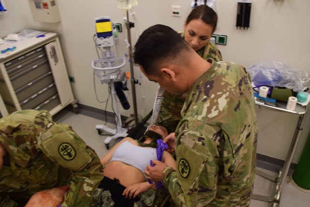 Grafenwoehr Health Clinic conducts Multinational Life Support, MEDEVAC exercise