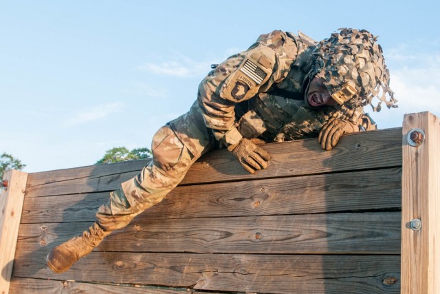 Illinois National Guard takes third in Gainey Cup