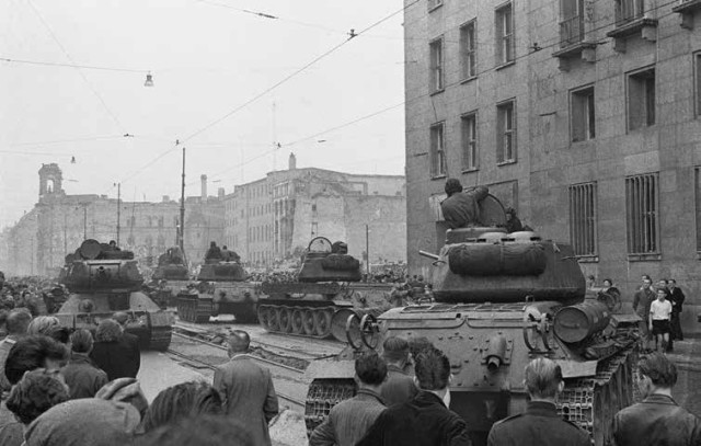 Countdown to 75: the Cold War takes a new turn