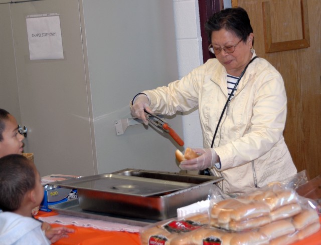 chapel volunteers 1