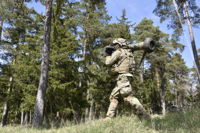 2CR conducts land operations during Saber Junction 17