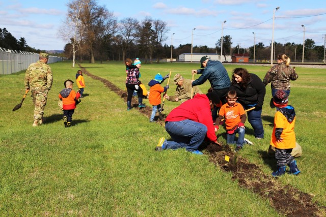 Fort McCoy observes Arbor Day with tree-planting event