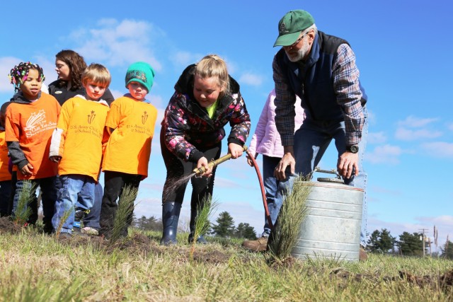 Fort McCoy observes Arbor Day with tree-planting event