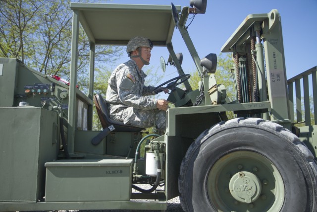 National Guard members join forces in disaster response exercise