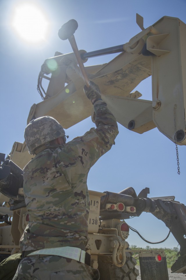 National Guard members join forces in disaster response exercise