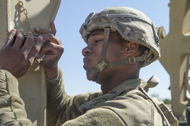 National Guard members join forces in disaster response exercise