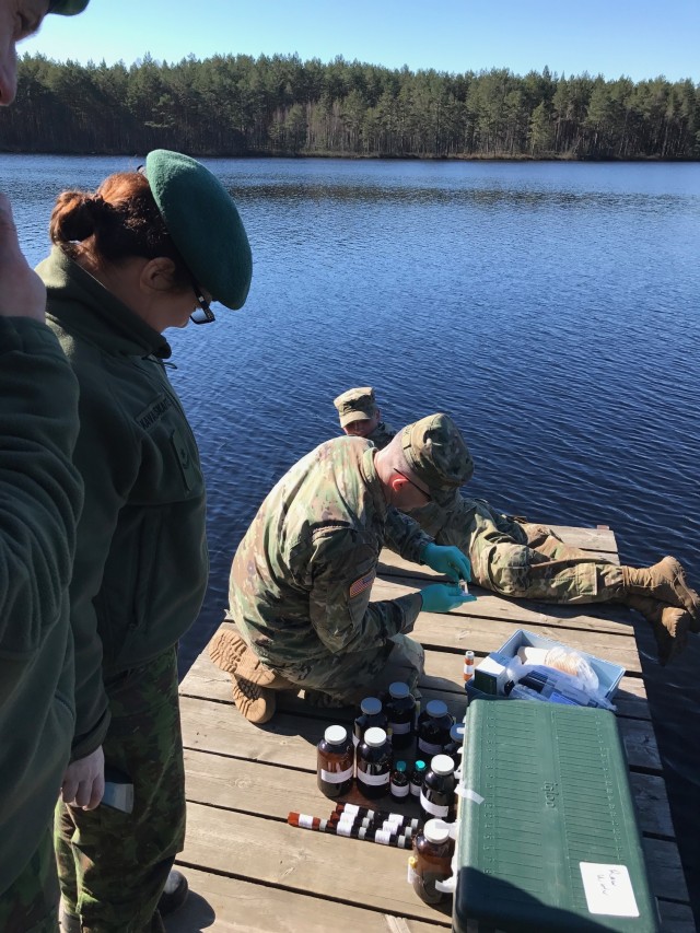 Norwegian and U.S. water purification Soldiers prepare for Exercise Saber Strike 17