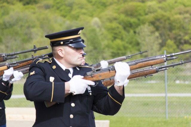 Army Guard funeral honor guard members hone advanced skills during two-week training