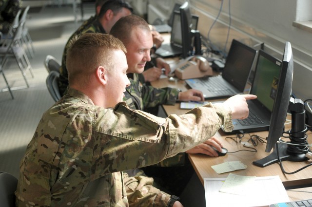 U.S. armored brigade, Romanians join forces for simulated fight