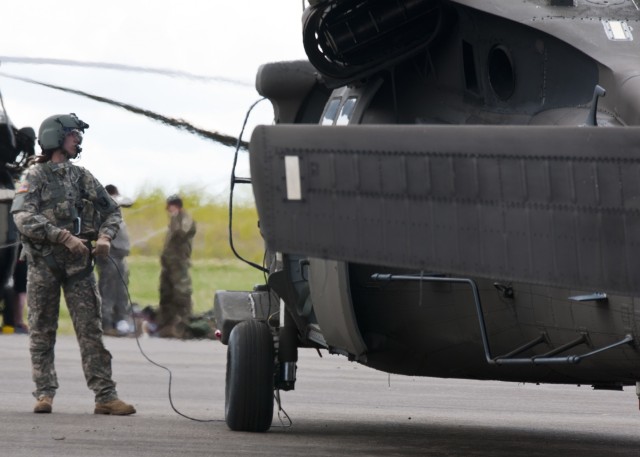 U.S., Canadian medics share techniques and helicopters at Maple Resolve 17