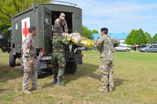 TF Baltic Phoenix provides flight transport for Latvian CASEVAC exercise