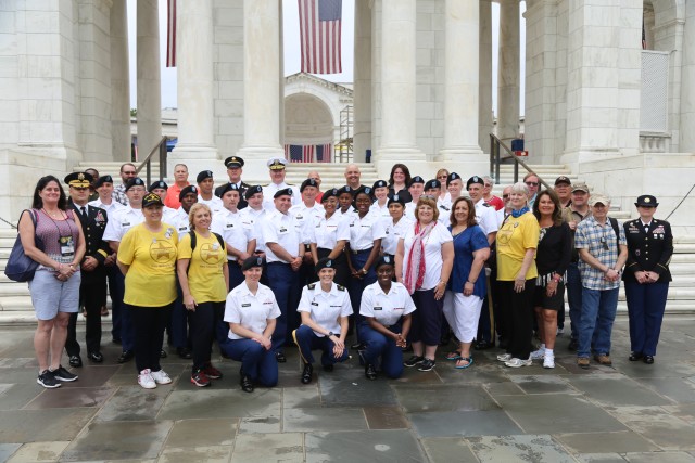Gold Star Survivors and BOSS Soldiers at Tomb of the Unknown 