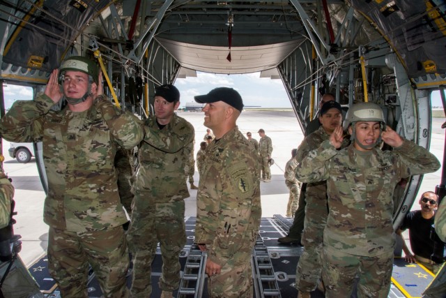 Keeping Excellence in the Family: Married couple become Jumpmasters together