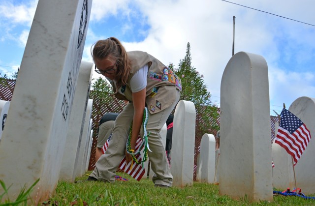 Girl Scouts honor fallen 'Enforcers' MWDs