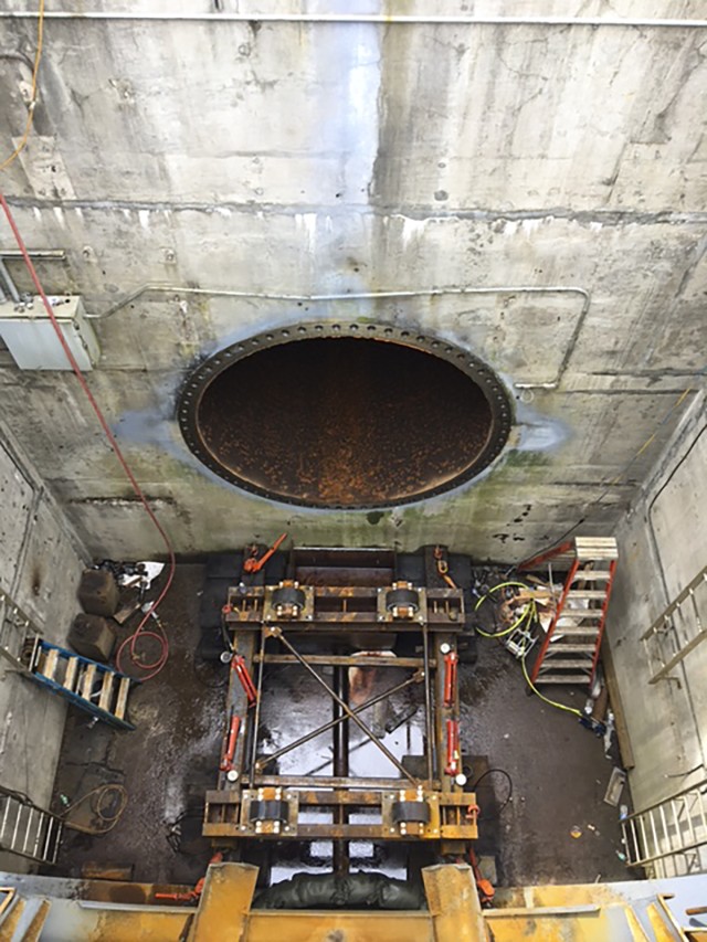 Replacing a Fixed Cone Valve on Summersville Dam