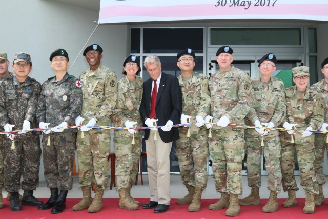 Eighth Army celebrates dental clinic opening