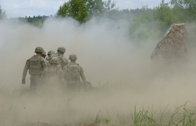 US soldiers hone explosive capabilities at Saber Strike 17