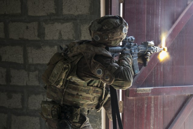 Popping smoke and clearing rooms: Greywolf Soldiers train for urban combat