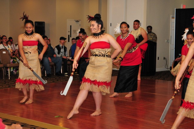 Measina A. Samoa and Hula Ohana O'Kentucky 2