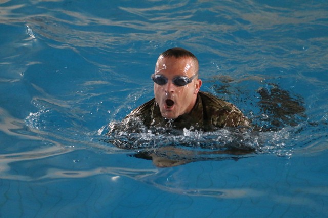 U.S., Canadian military personnel earn German Armed Forces Proficiency Badge in Jordan