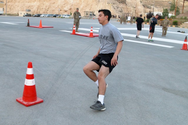 U.S., Canadian military personnel earn German Armed Forces Proficiency Badge in Jordan