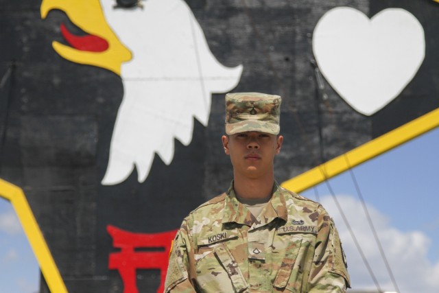 Lifeliner, Washington native earns title 'Division Chaplain Assistant of the Quarter'