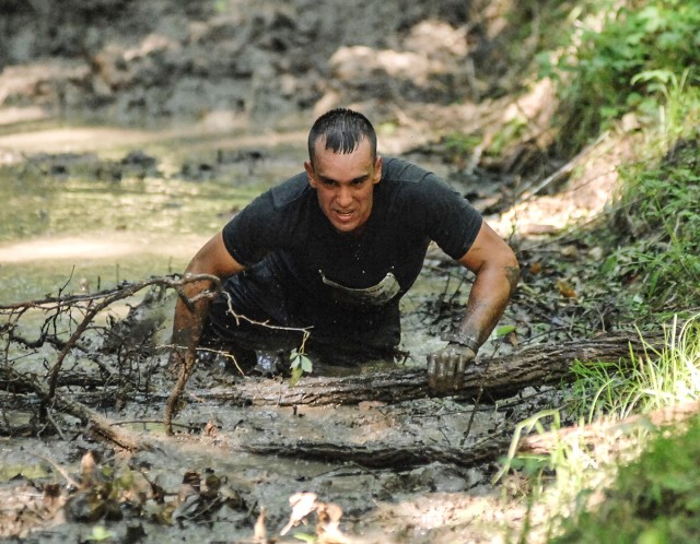 Strong turnout for 18th annual Volkslauf 10k at Fort Leonard Wood