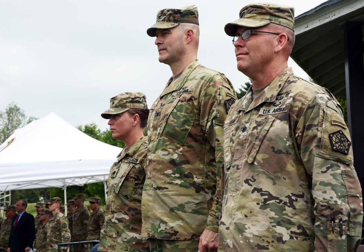 742nd Military Intelligence battalion welcomes new commander | Article ...