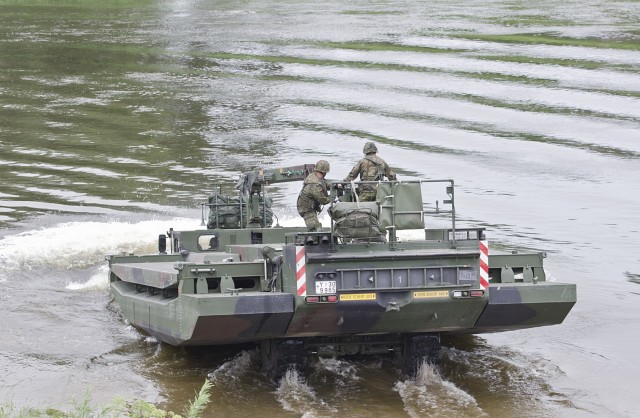 Lithuanian President and NATO SYG observe eFP Battle Groups' Training Exercise