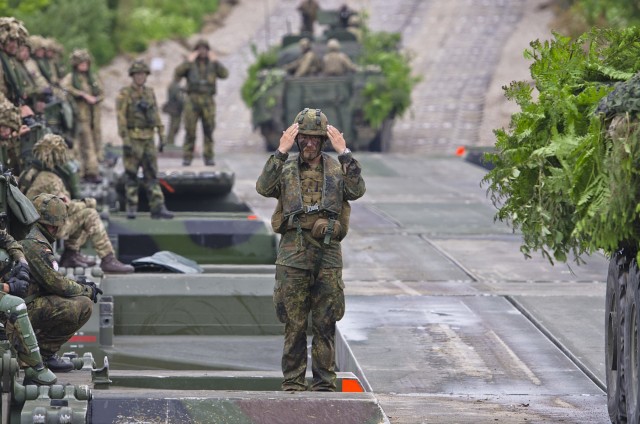 Lithuanian President and NATO SYG observe eFP Battle Groups' Training Exercise