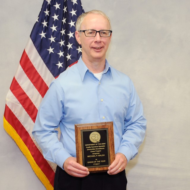Joint Munitions Command ammo expert recognized as 2017 QASAS of the Year