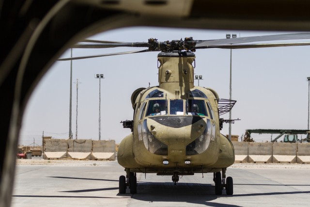 Chinook Pilots Prepare