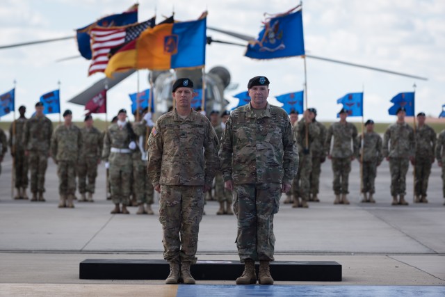 12th Combat Aviation Brigade welcomes incoming commander