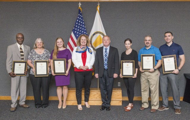 NSRDEC employees receive GBFEB awards