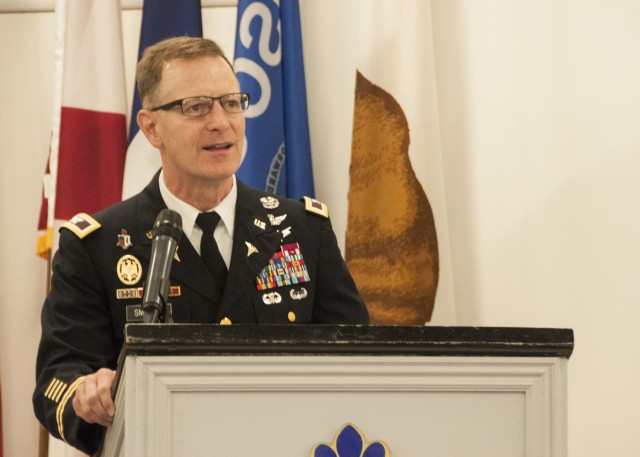 Soldiers, civilians graduate from WBAMC GME programs