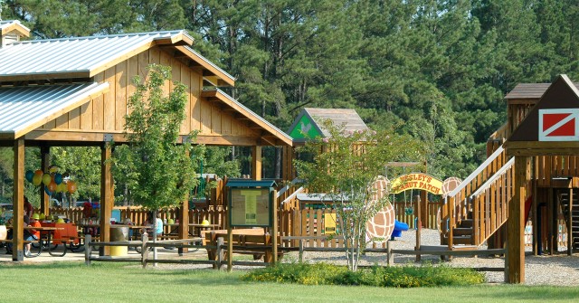 Park, botanical gardens serve up family fun