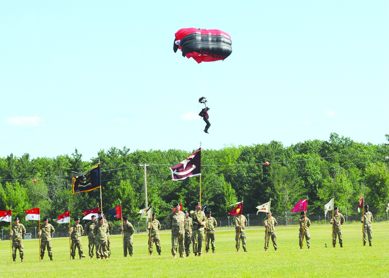 Thousands attend annual Mountainfest celebration on Fort Drum Article