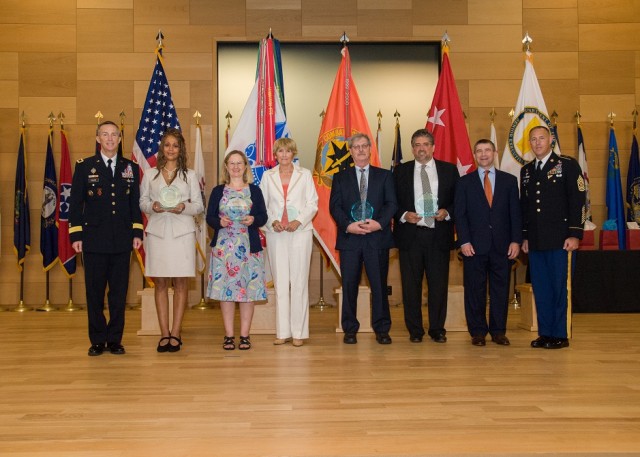 CECOM Hall of Fame inducts new class