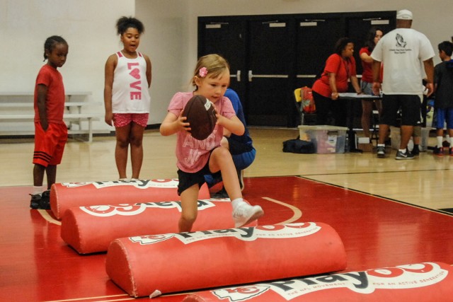 Fort Leonard Wood, Kansas City Chiefs team for NFL Play 60