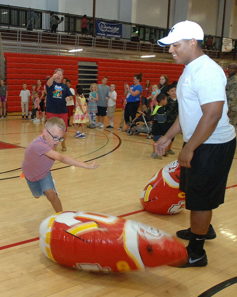 Play 60  Kansas City Chiefs 