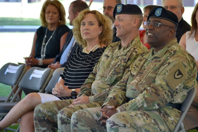 Change of Command 03