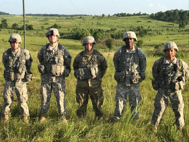 Kentucky National Guard Soldiers set record with emergency radio transmission system