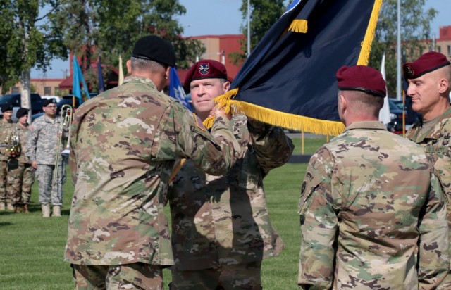 USARAK Change of Command 2