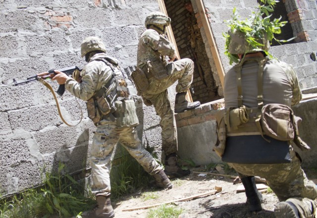 New York Army National Guard Soldiers pick up mission to train Ukrainian Soldiers