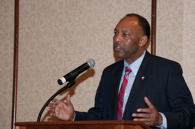 Robert Moore receives Presidential award