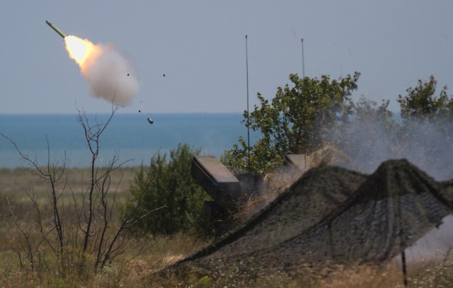 US, Romanian forces have a blast over Black Sea