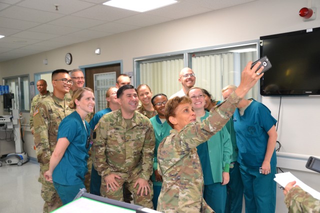 Army Medicine leaders visit European Region, applaud work of dedicated staff 