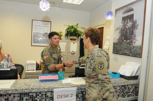 Army Medicine leaders visit European Region, applaud work of dedicated staff 