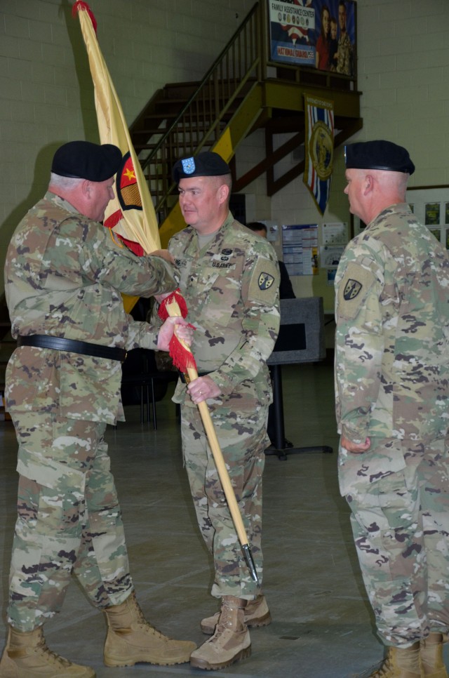 Ling assumes command of Army Reserve Sustainment Command